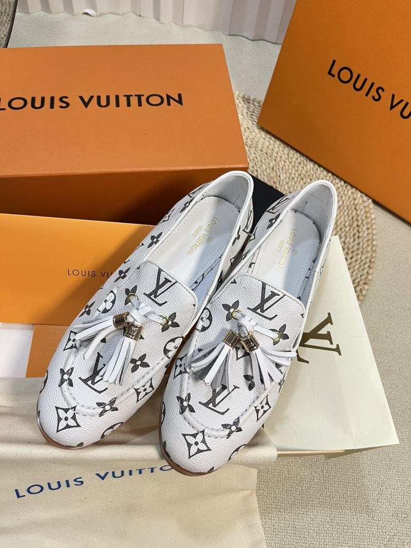 Louis Vuitton Low Shoes